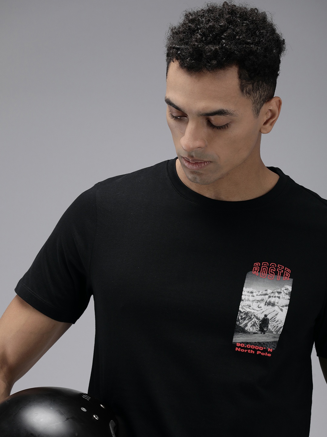 

Roadster Men Graphic Printed T-shirt, Black