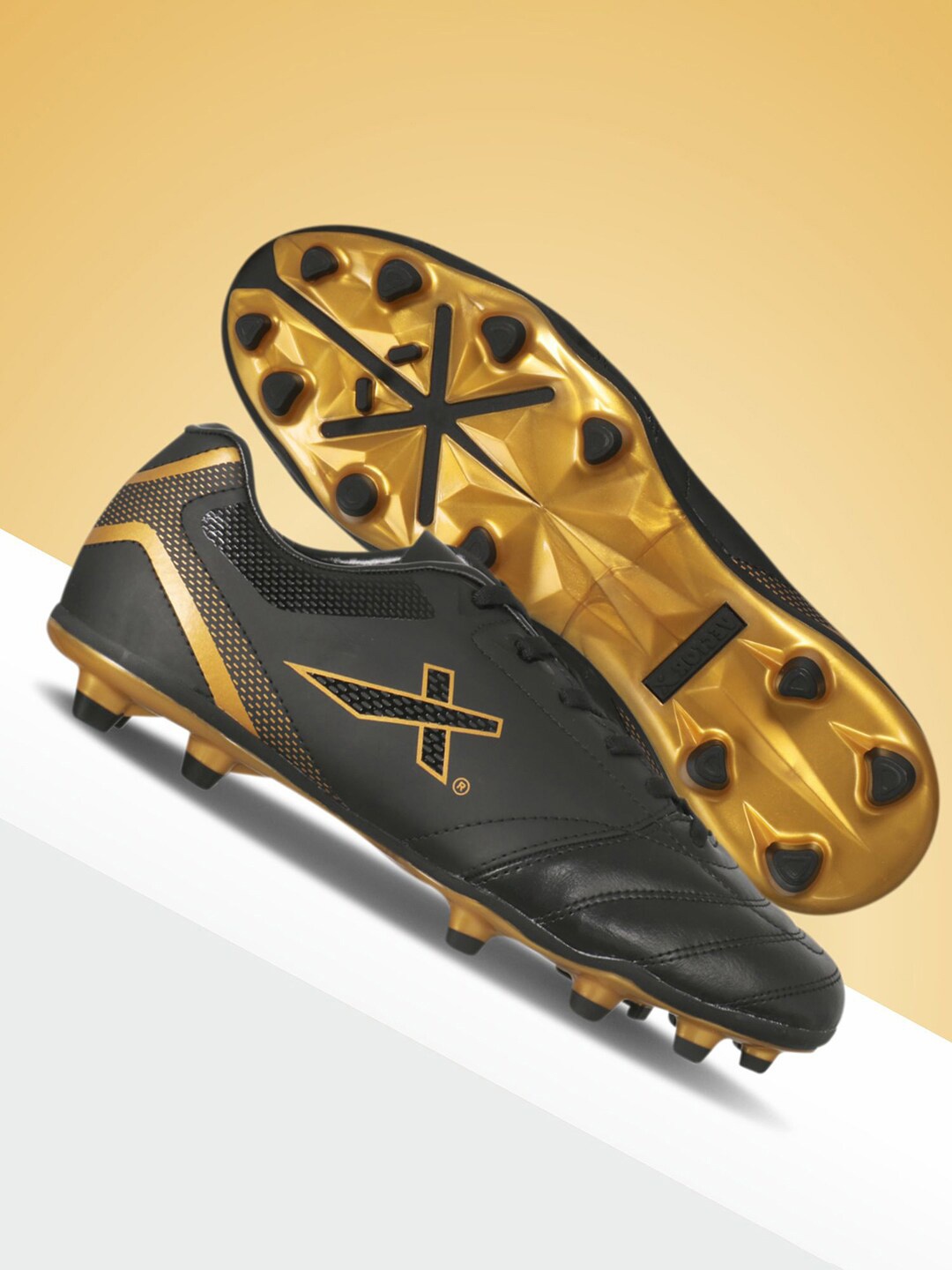 

VECTOR X Unisex BLAZE-2.0 Football S hoes, Black