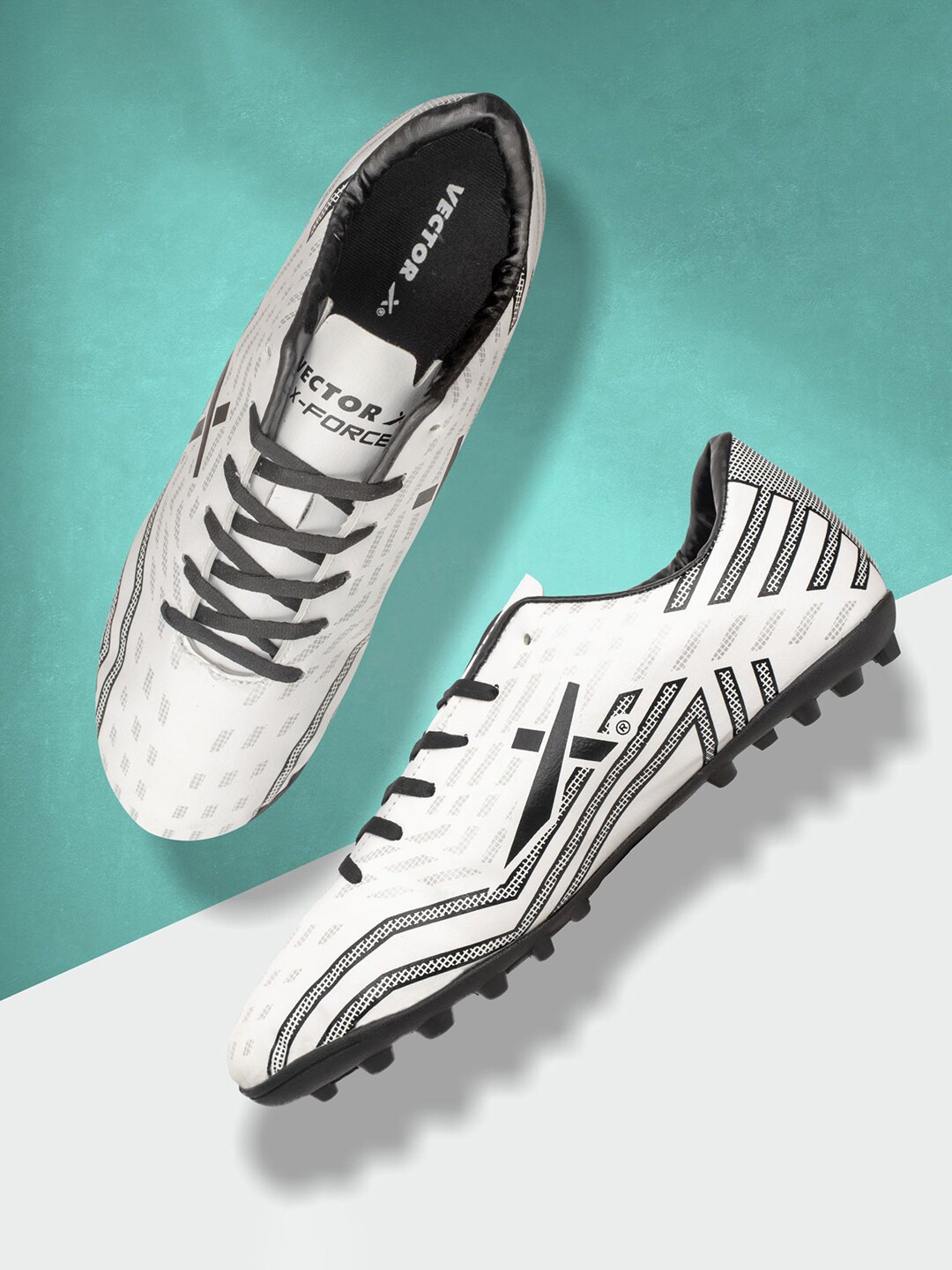 

VECTOR X Unisex X-FORCE Football Shoes, White