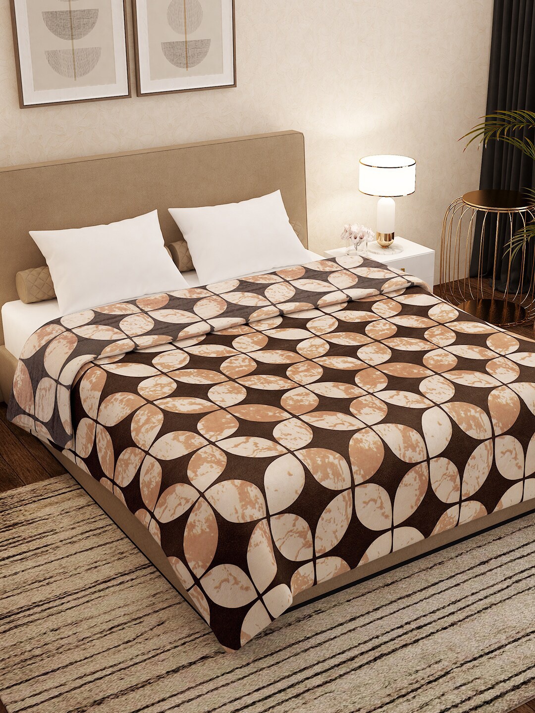 

Story@home Brown Geometric AC Room 300 GSM Double Bed Blanket