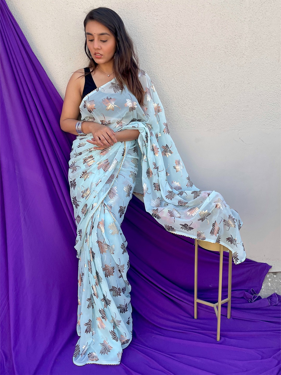 

Anouk Floral Printed Pure Georgette Saree, Grey