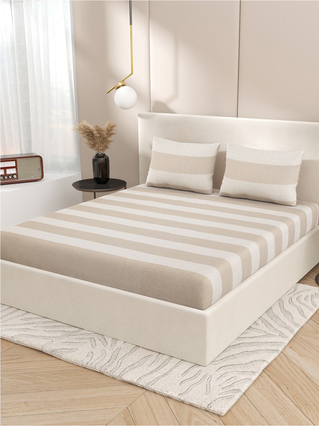 

Varde Brown & White Striped Cotton 210 TC King Bedsheet With 2 Pillow Covers