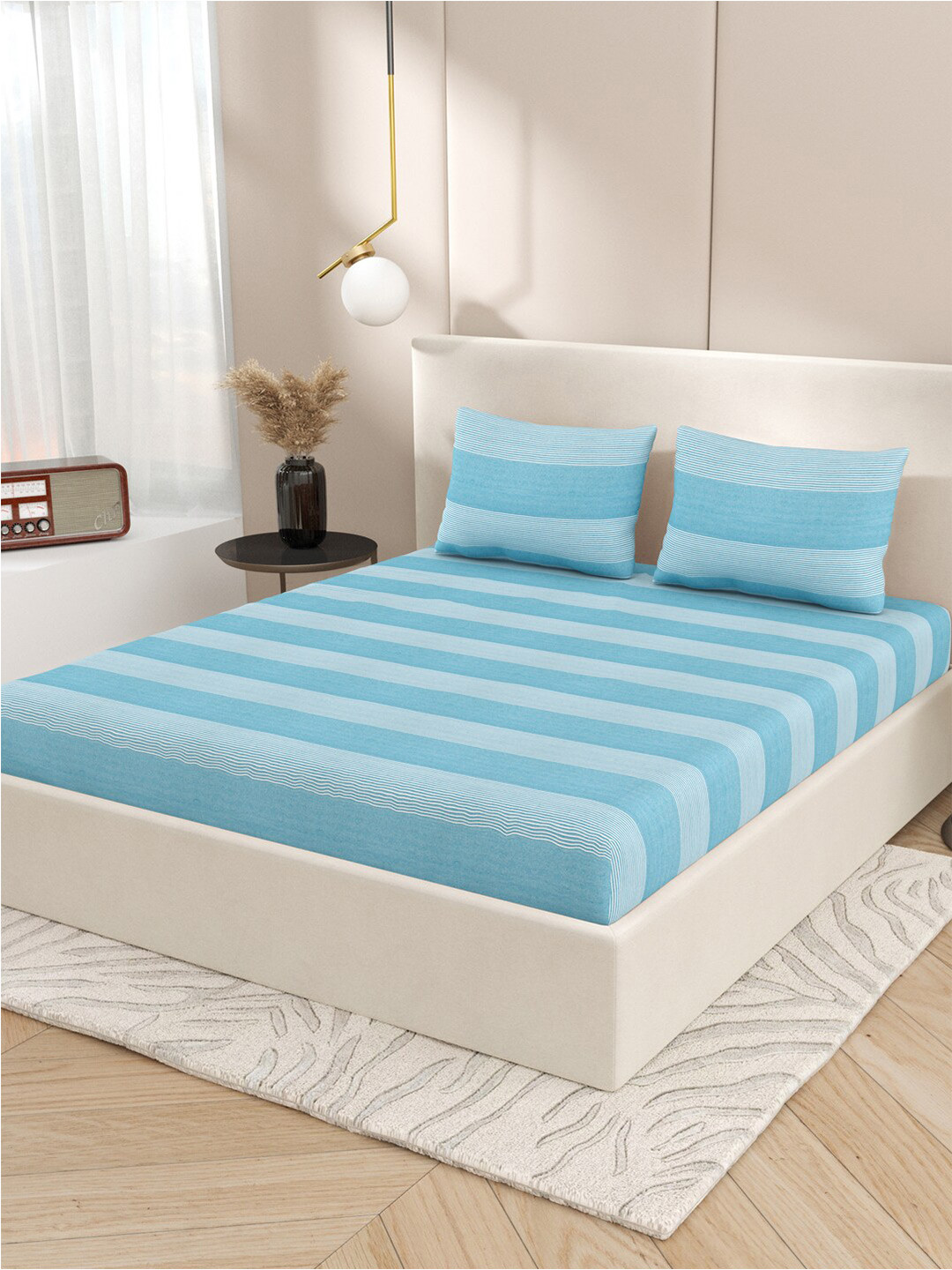 

Varde Blue & White Striped Cotton 210 TC King Bedsheet With 2 Pillow Covers