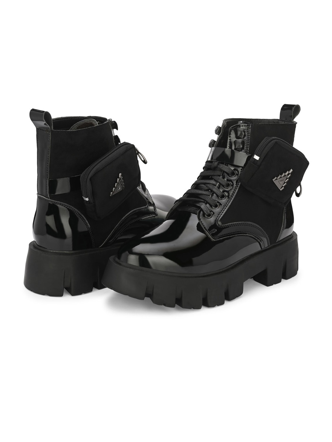 

ATTITUDIST Men Platform Heeled Velvet Side Pocket Regular Boots, Black