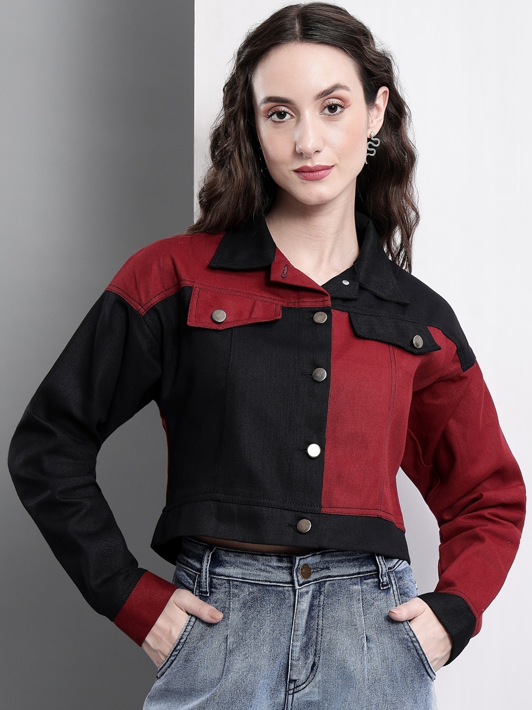 

BAESD Spread Collar Colourblocked Crop Denim Jacket, Red