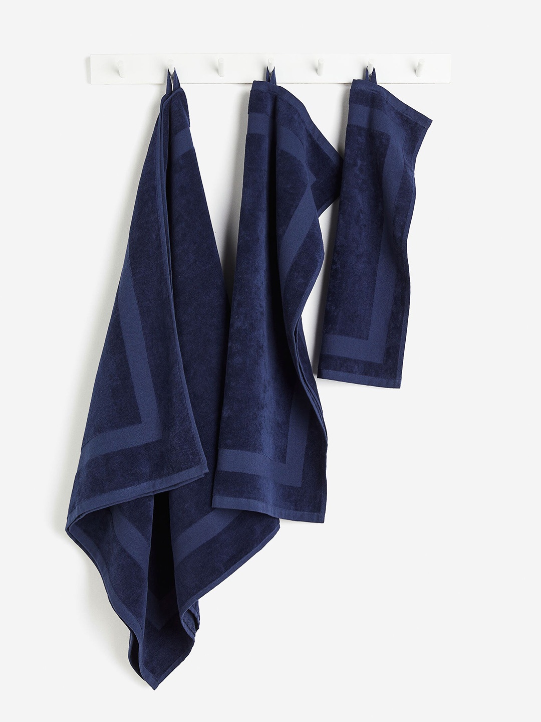 

H&M Blue Pure Cotton Velour Bath Towel