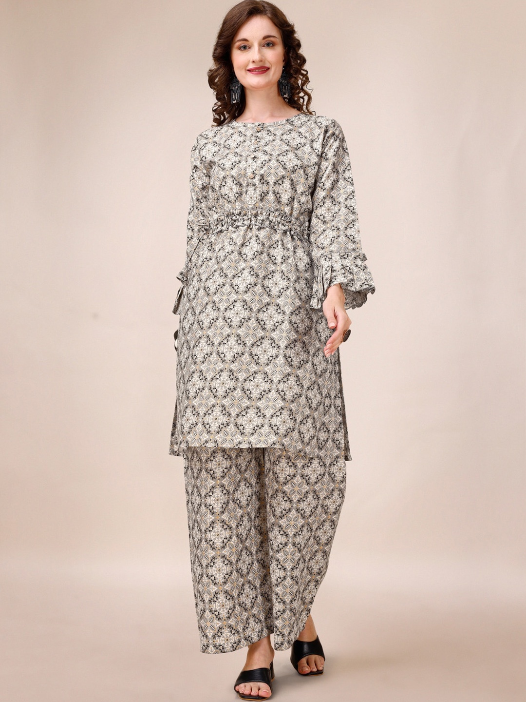 

JATRIQQ Ethnic Motifs Printed Regular Pure Cotton Kurta With Palazzos, Grey