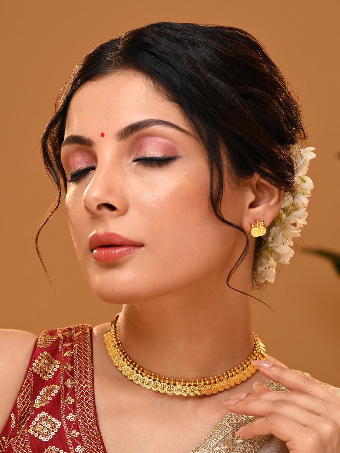 

Vriksham Brass-Plated Jewellery Set, Gold