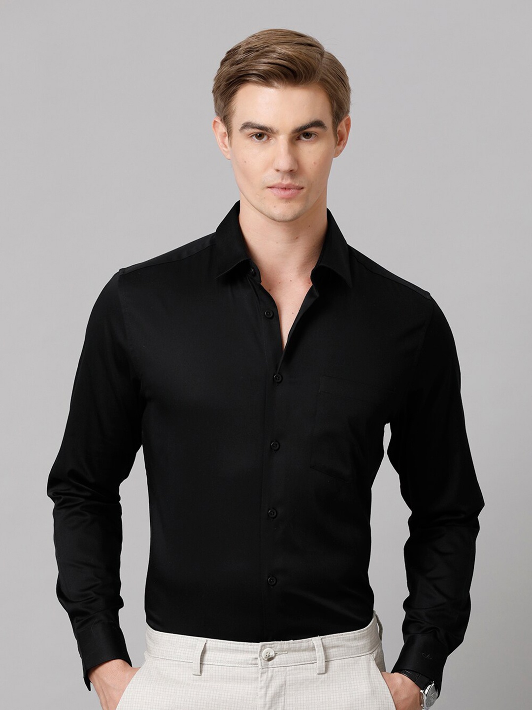 

Aldeno India Slim Fit Spread Collar Formal Shirt, Black