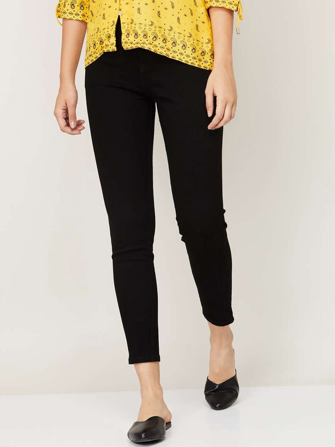 

Xpose Women Comfort High-Rise Clean Look Slim Fit Stretchable Jeans, Black
