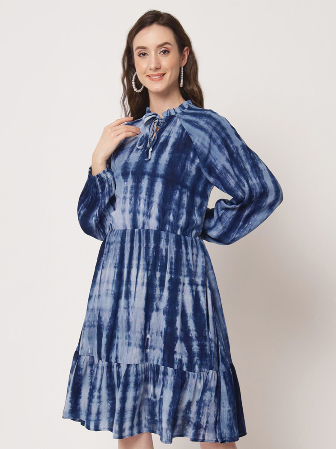 

Shopping Queen Tie and Dye Puff Sleeve Tie-Up Fit & Flare Dress, Blue