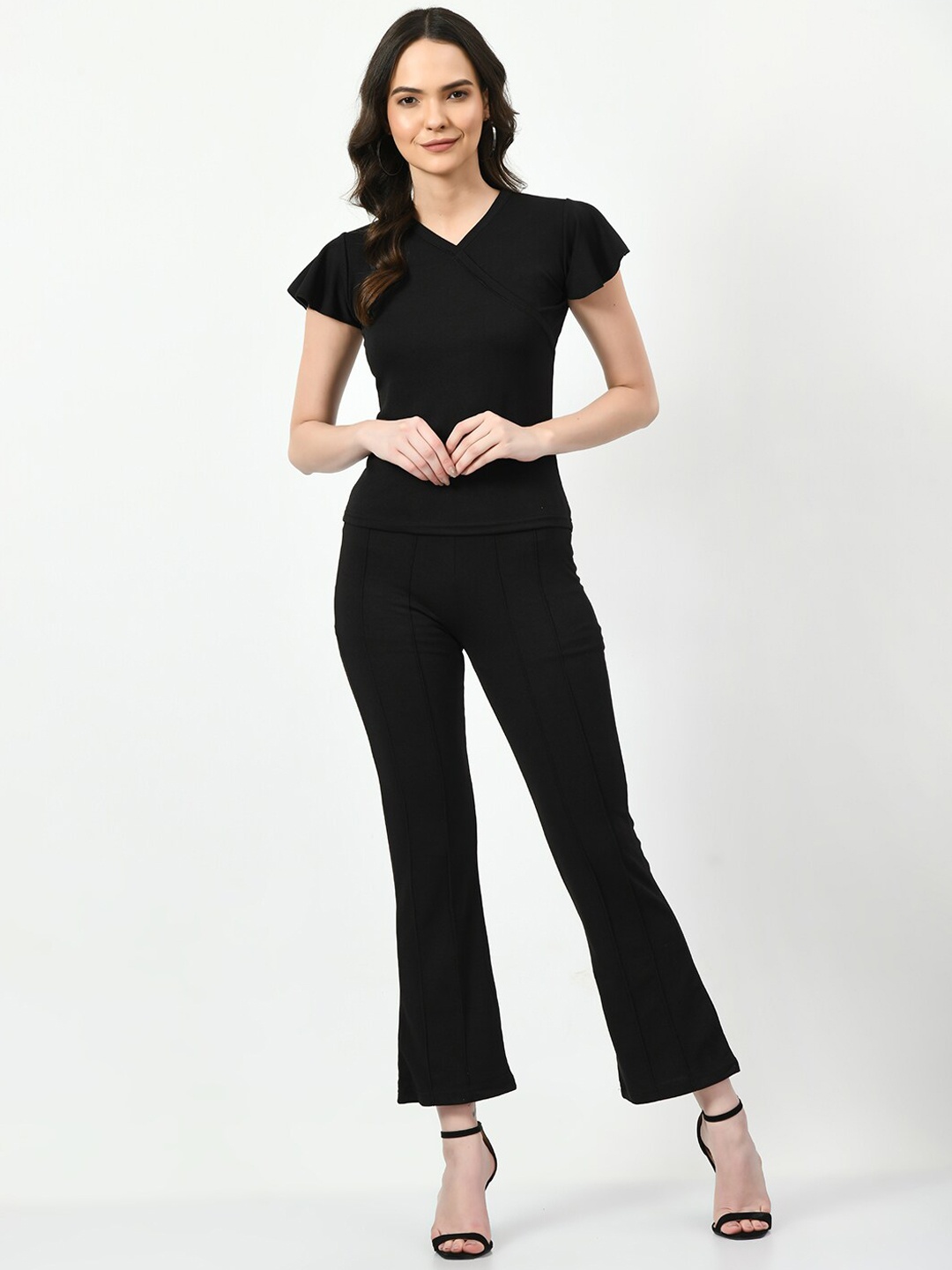 

CLAFOUTIS V-Neck Top & Trousers, Black