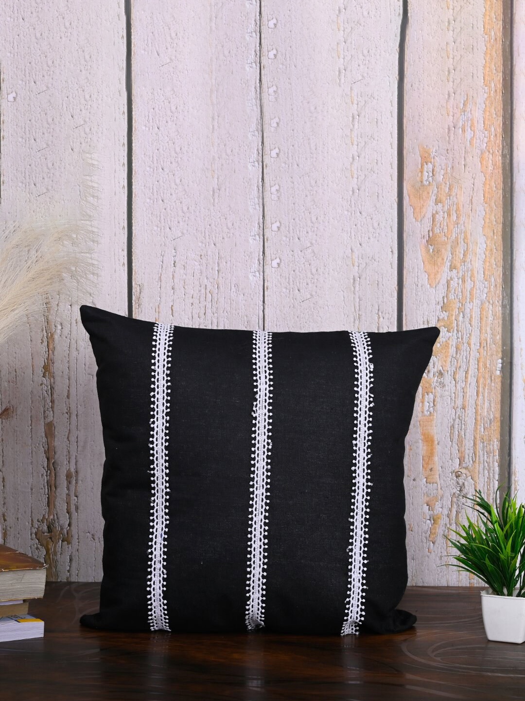 

OUSSUM Black & White 2-Pieces Striped Cotton Square Cushion Covers