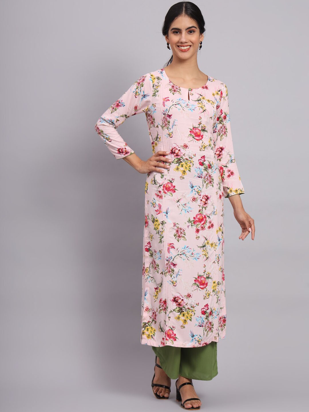 

Tissu Floral Printed Keyhole Neck Straight Kurta With Palazzos, Pink