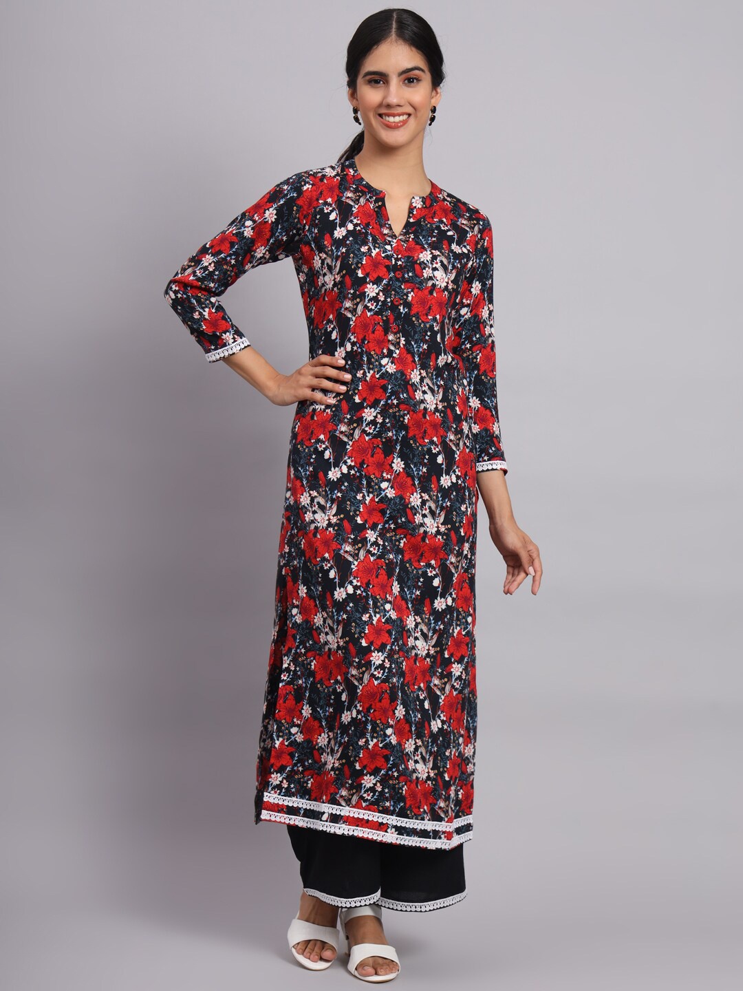 

Tissu Floral Printed Straight Kurta With Palazzos, Black