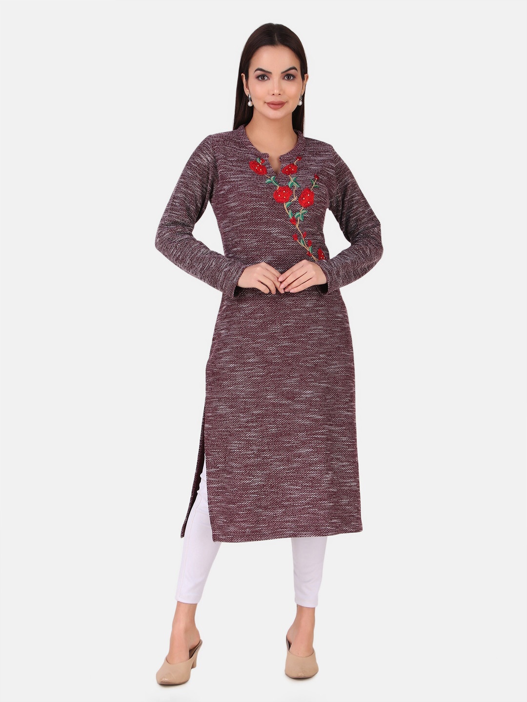 

Elthia Floral Embroidered Mandarin Collar Thread Work Woolen Kurta, Maroon