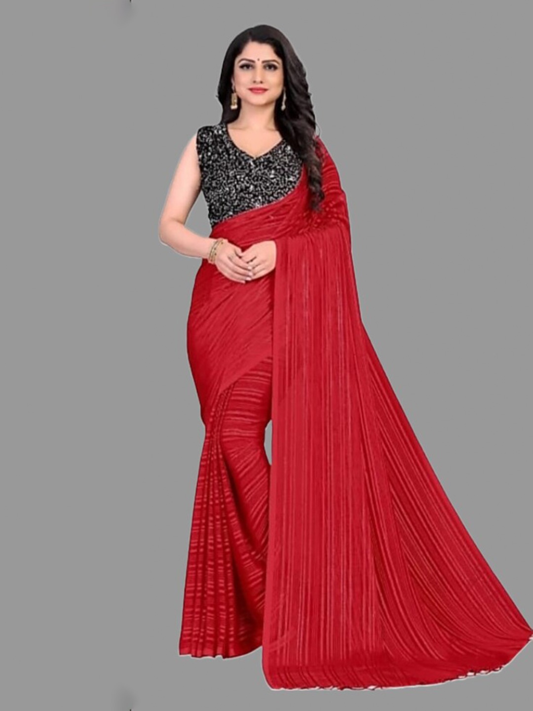 

APNISHA Striped Pure Silk Saree, Red