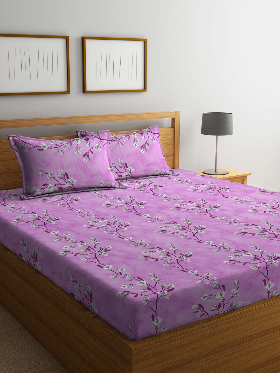 

KLOTTHE Purple & White Floral-Printed Pure Cotton 400 TC King Bedsheet & 2 Pillow Covers