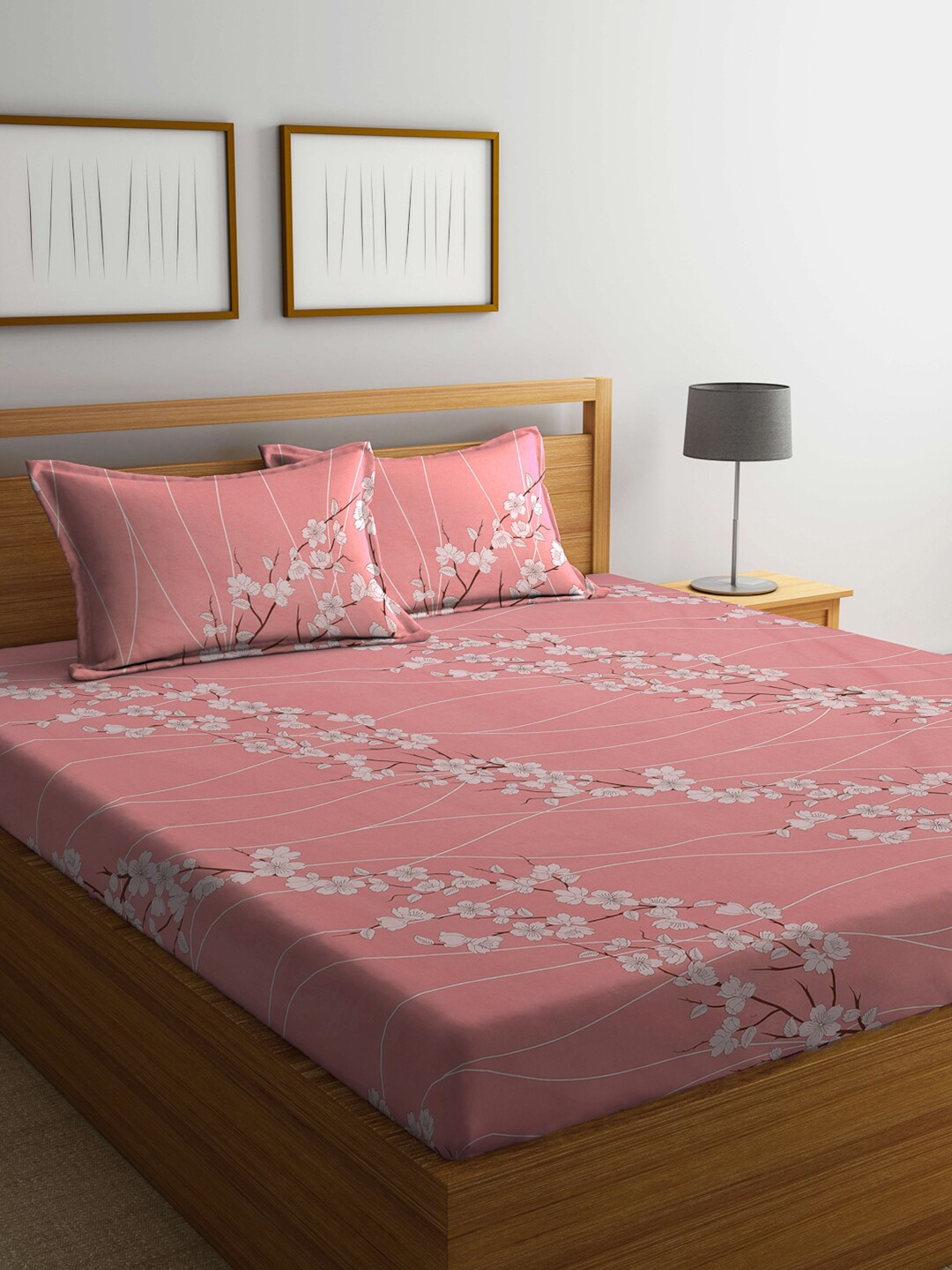 

KLOTTHE Pink & White Floral-Printed 130GSM Pure-Cotton Double King Bedsheet Set