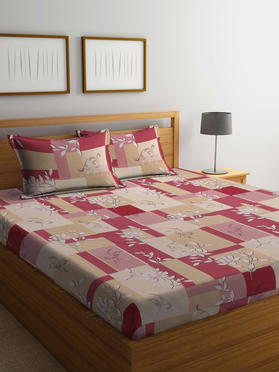 

KLOTTHE Red & Brown Floral-Printed Pure Cotton 400 TC King Bedsheet With 2 Pillow Covers