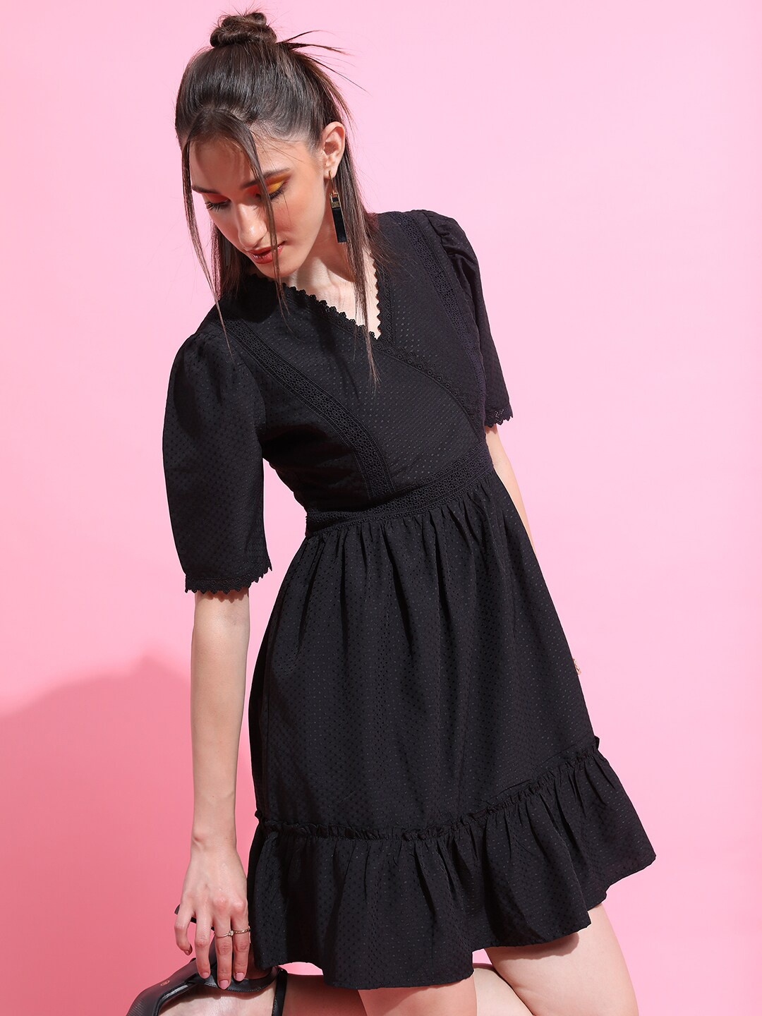 

Tokyo Talkies Black Self Design V-Neck Lace Insert Detail A-Line Mini Dress