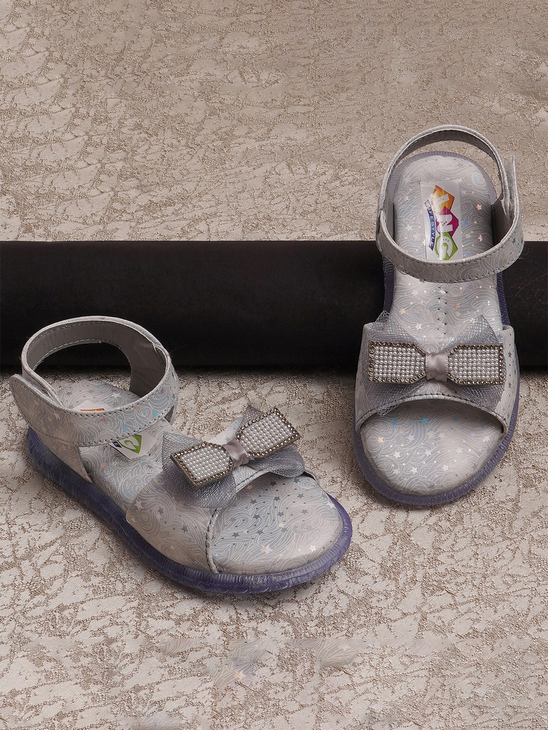 

LNG Lifestyle Girls Embellished Open Toe Flats With Bows & LED Lighting, Grey