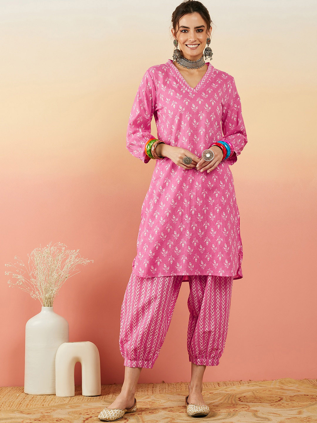 

Sangria Ethnic Motif Printed Pure Cotton A-line Kurta & Salwar, Pink
