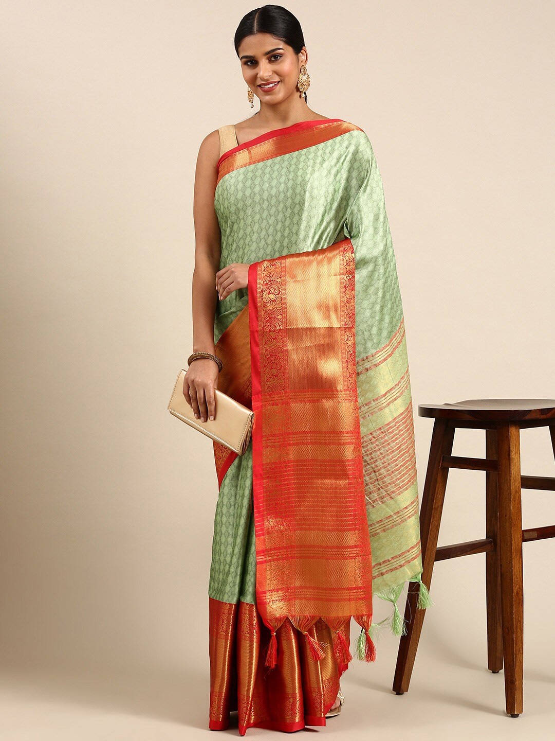 

VILLAGIUS Ethnic Motifs Woven Design Zari Silk Cotton Saree, Green