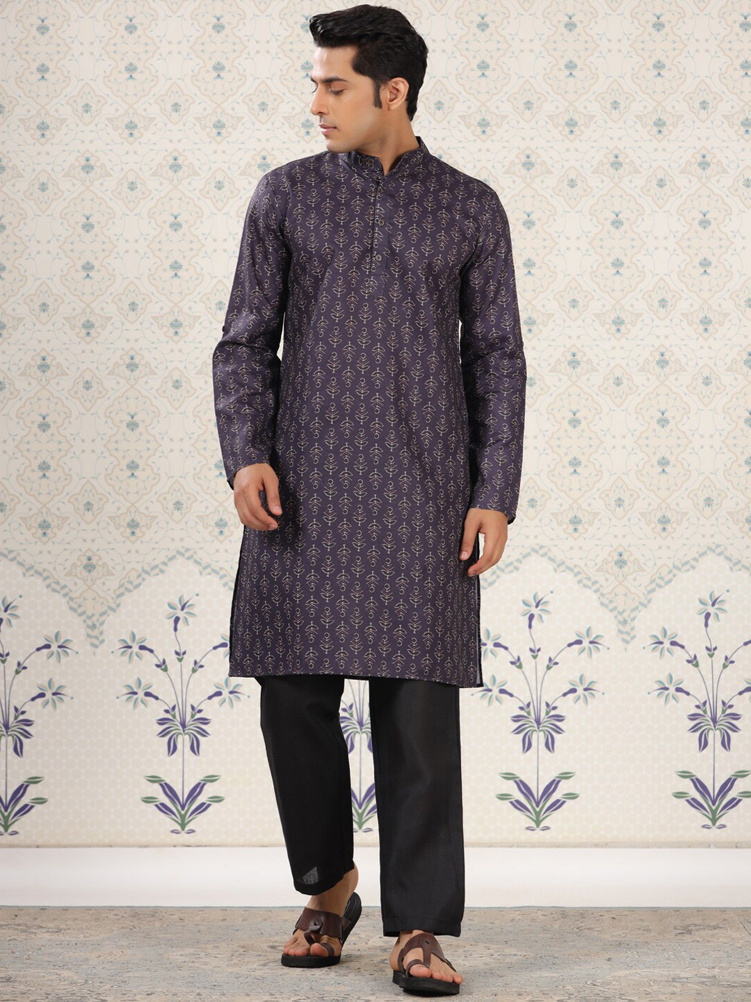 

Ode by House of Pataudi Purple Ethnic Motifs Printed Mandarin Collar Kurta with Trousers