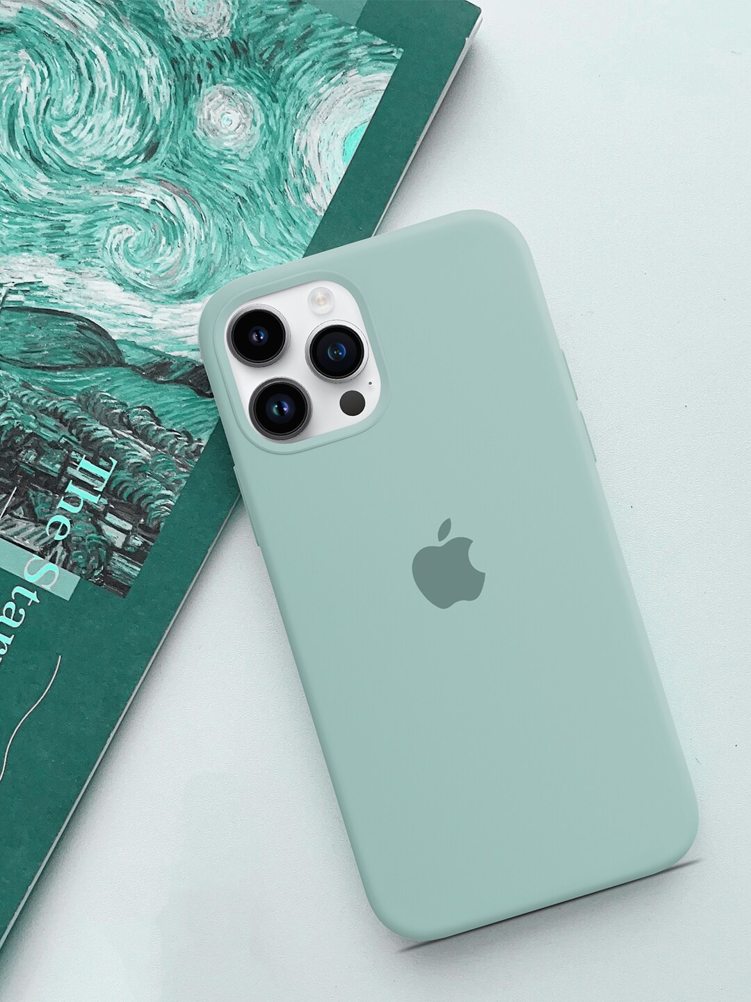 

TREEMODA Triple Layer Protection Silicone iPhone 13 Promax Phone Back Case, Green