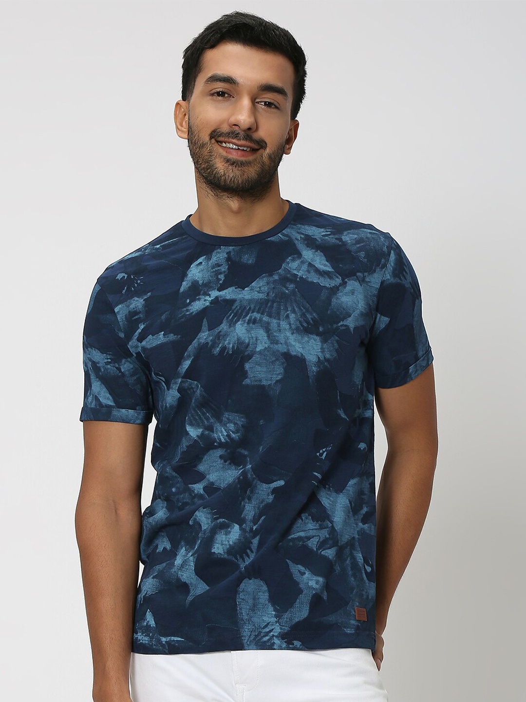 

Mufti Abstract Printed Slim Fit Round Neck Cotton Casual T-Shirt, Navy blue