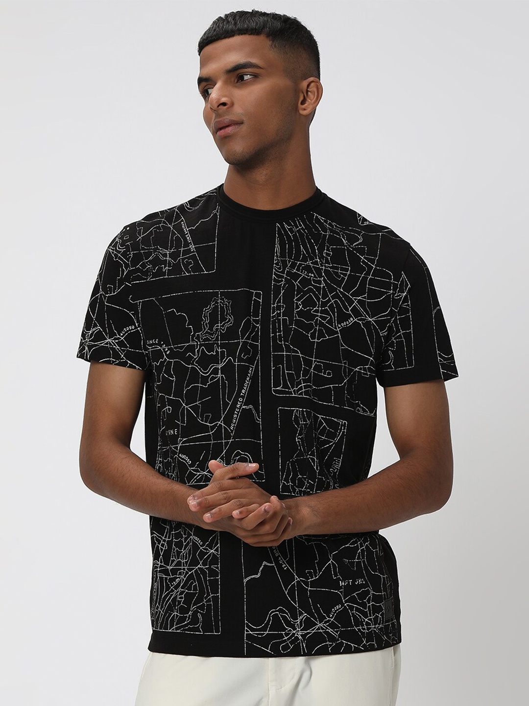 

Mufti Abstract Printed Pure Cotton Slim Fit T-shirt, Black