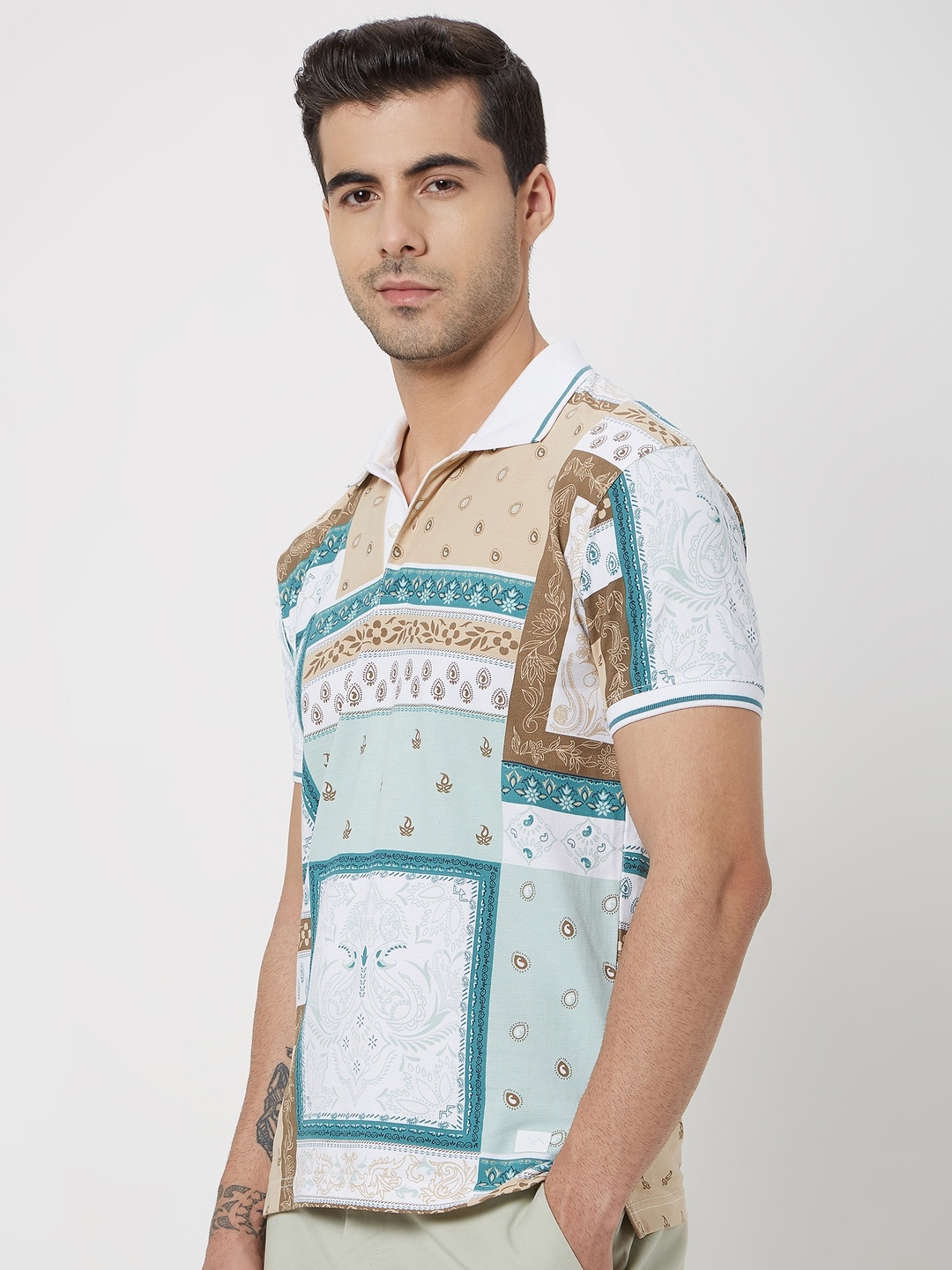 

Mufti Ethnic Motifs Printed Polo Collar Pure Cotton Slim Fit T-shirt, Beige