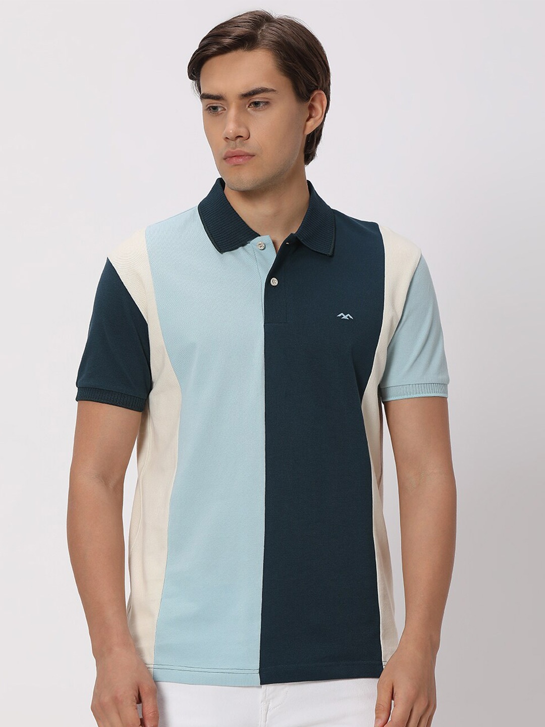 

Mufti Colourblocked Polo Collar Pure Cotton Slim Fit T-shirt, Blue