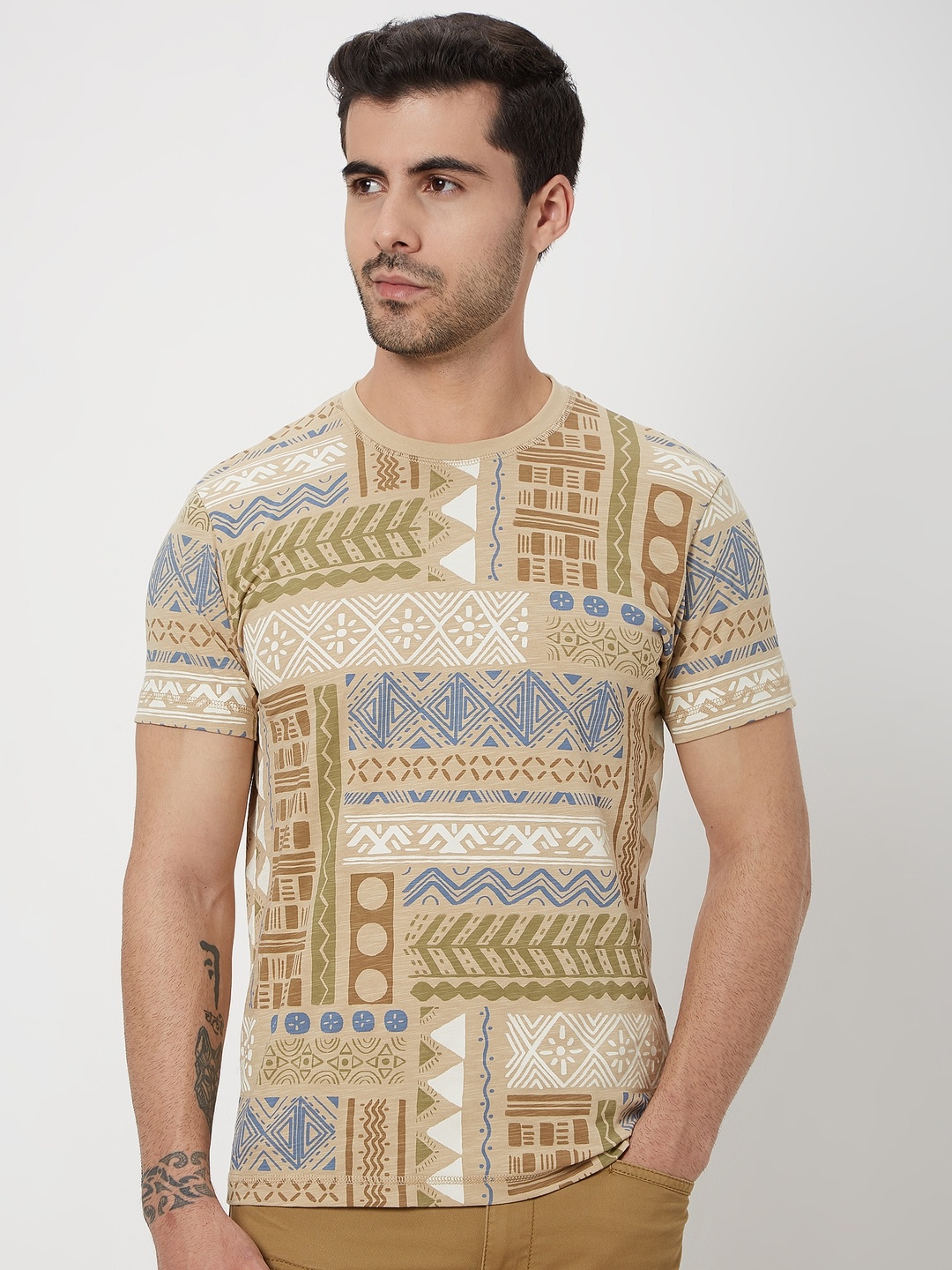 

Mufti Geometric Printed Slim Fit Pure Cotton T-shirt, Beige