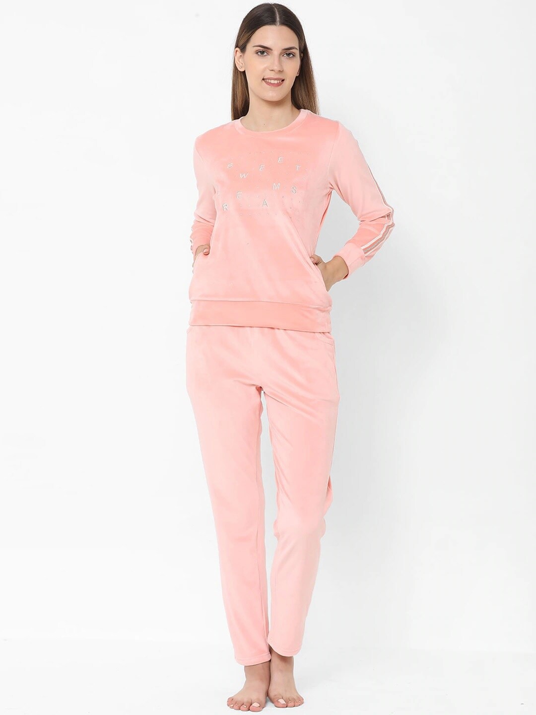

Sweet Dreams Typography Printed Round Neck Nightsuits, Pink