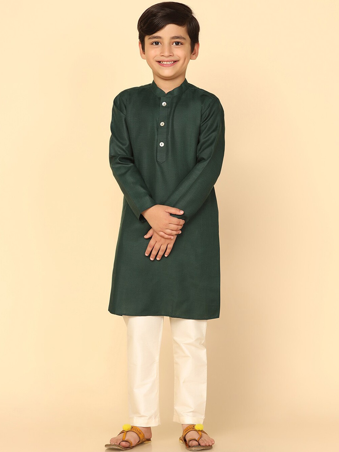 

KISAH Boys Mandarin Collar Kurta with Pyjamas, Green