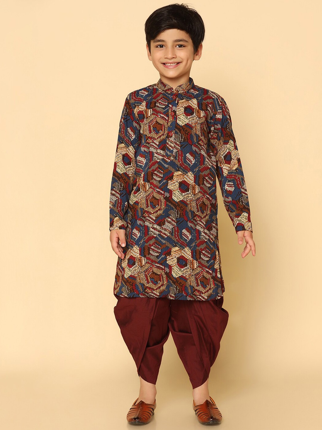 

KISAH Boys Abstract Printed Straight Kurta With Dhoti Pants, Maroon