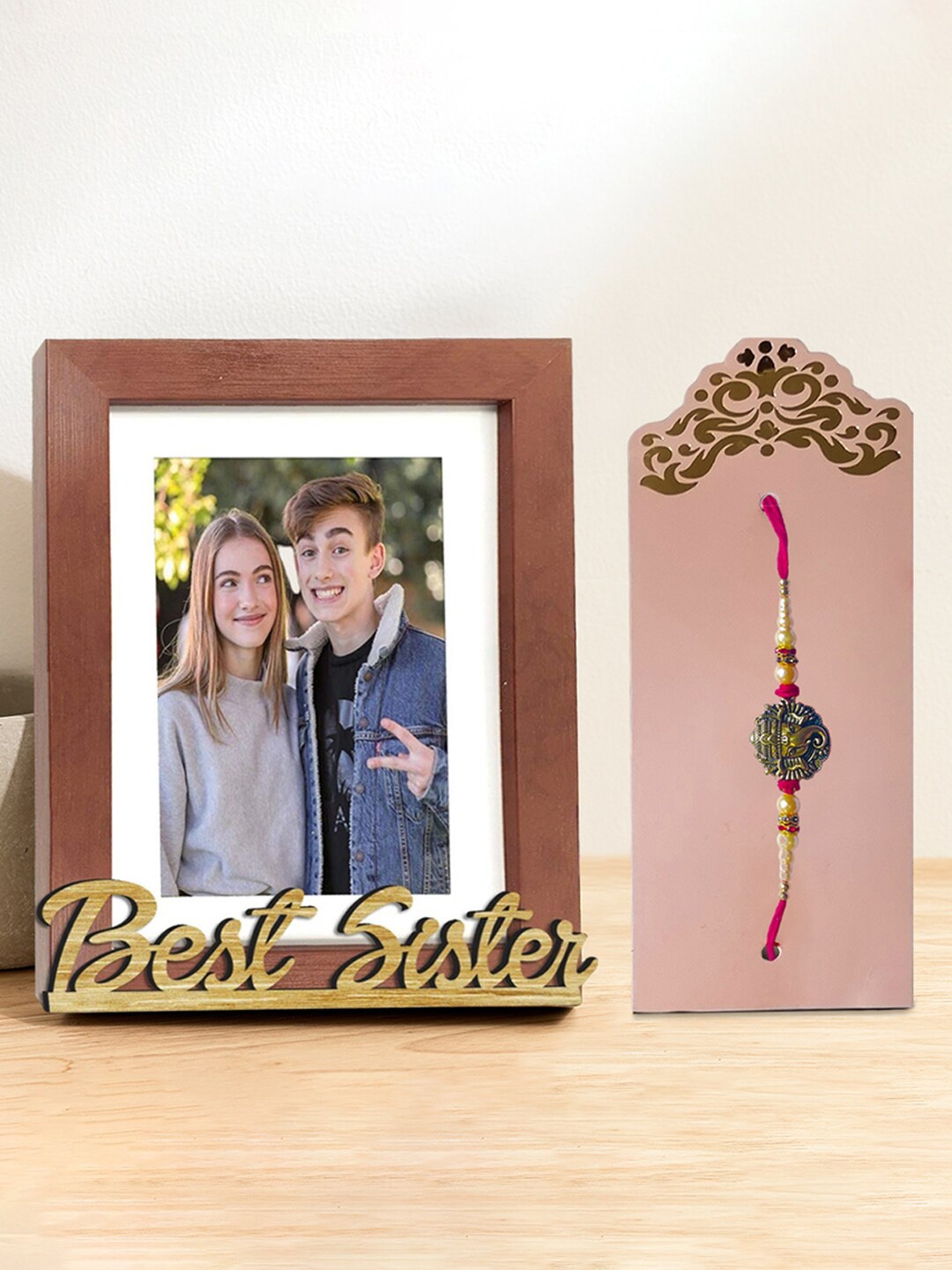 

Art Street Table Photo Frame With Rakhi Set, Brown