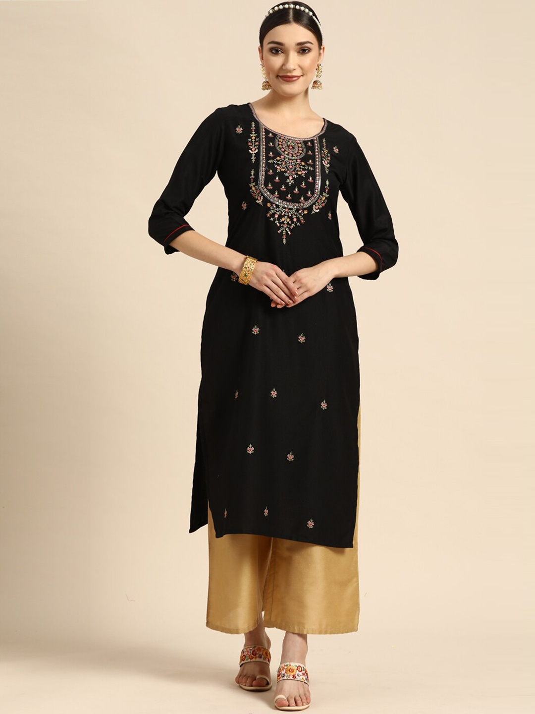 

Ishin Round Neck Ethnic Motifs Thread Work Straight Cotton Kurta, Black
