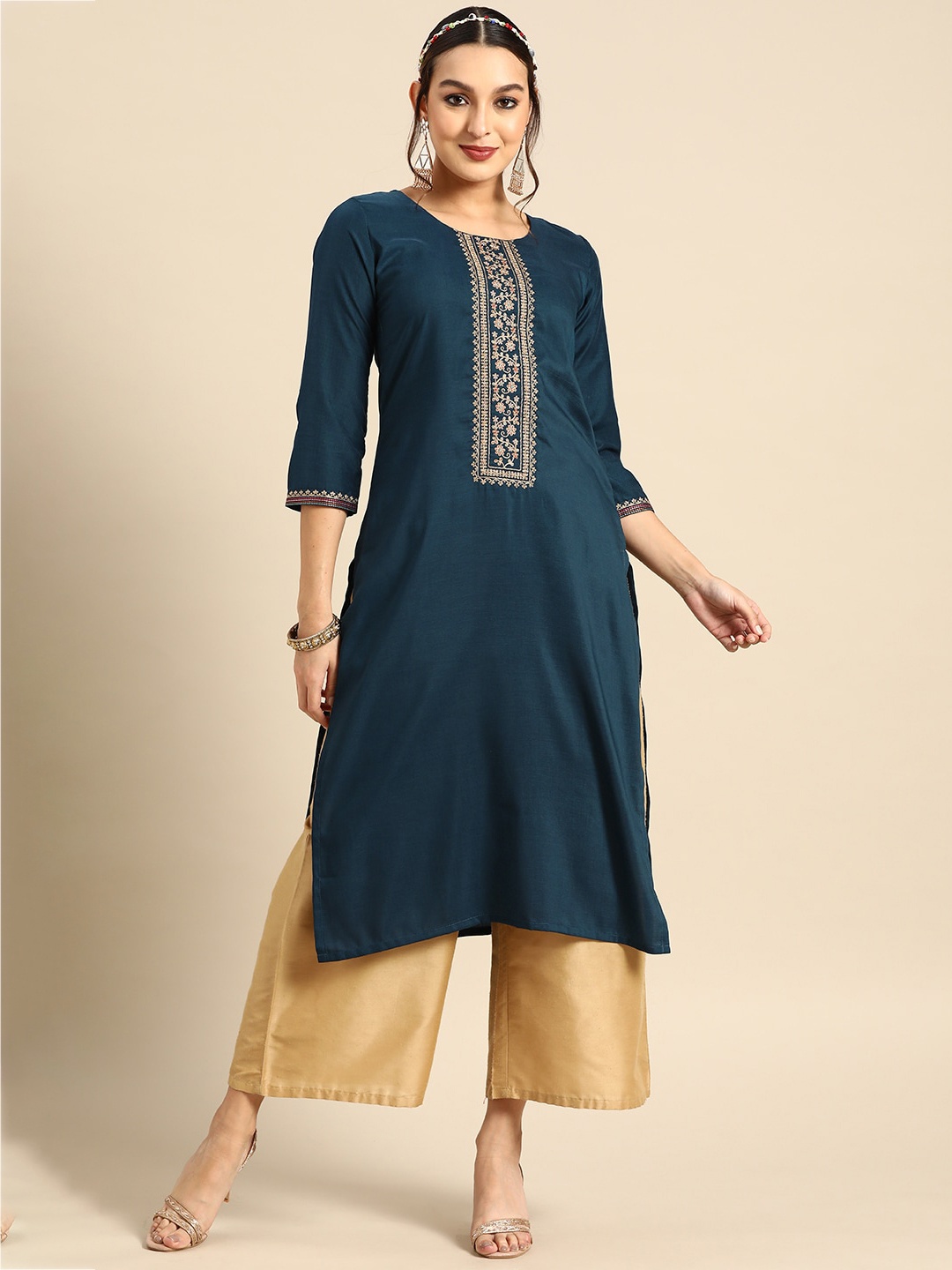 

Ishin Floral Embroidered Straight Kurta, Blue