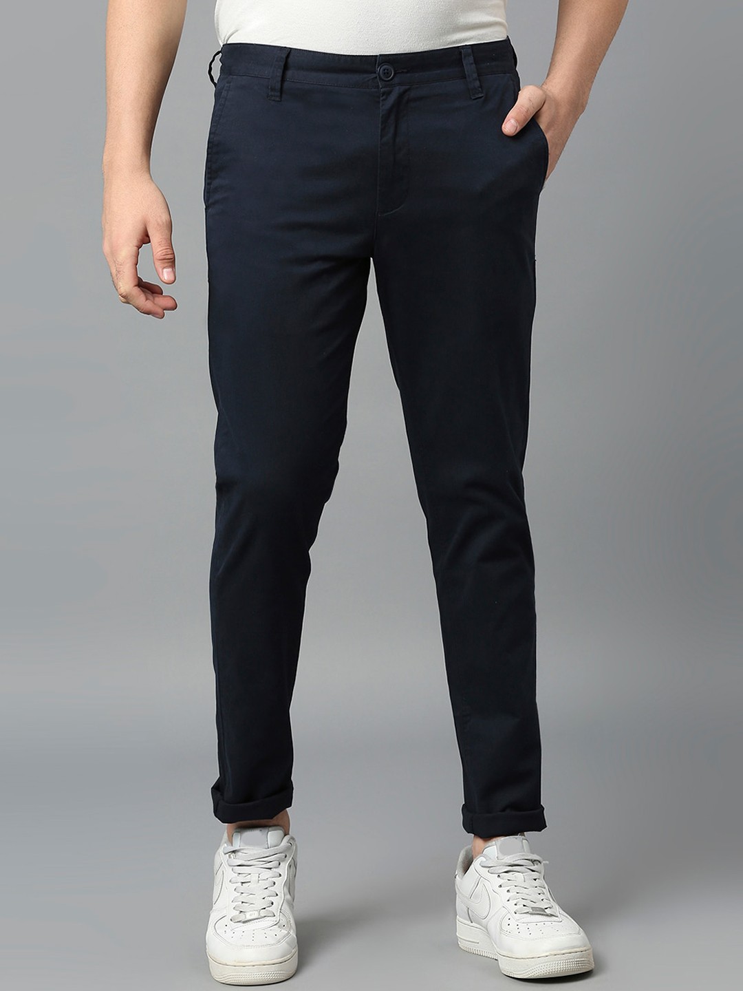 

Harvard Men Navy Blue Classic Easy Wash Mid Rise Trousers