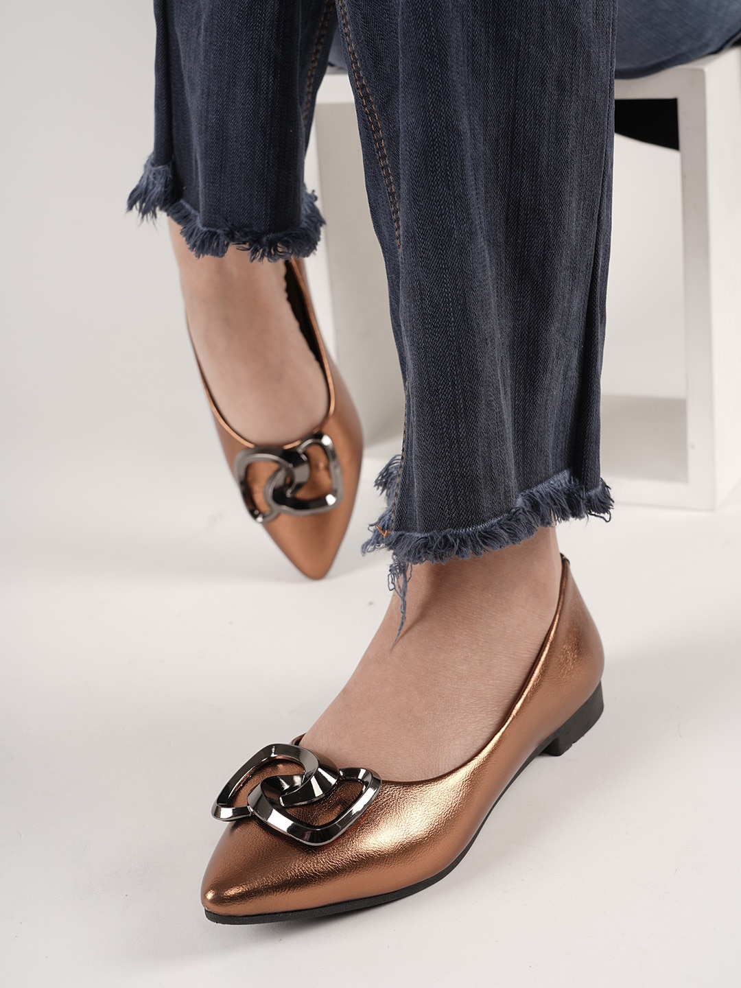 

DressBerry Copper-Toned Embellished Pointed Toe Ballerinas