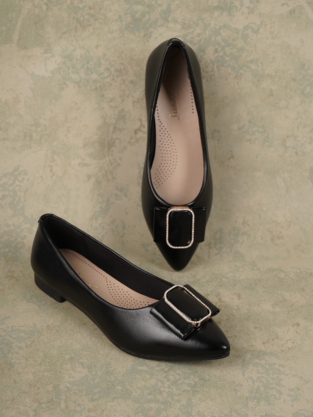

DressBerry Black Bow Detail Pointed Toe Ballerinas
