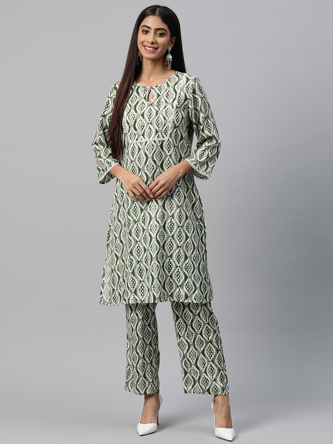 

Nayam By Lakshita Women Green Ethnic Motifs Printed Regular Thread Work Kurta with Palazzos