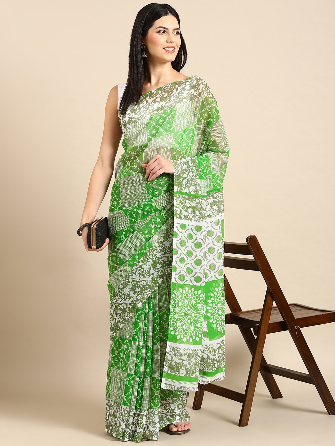 

HERE&NOW Ethnic Motifs Printed Pure Chiffon Saree, Green