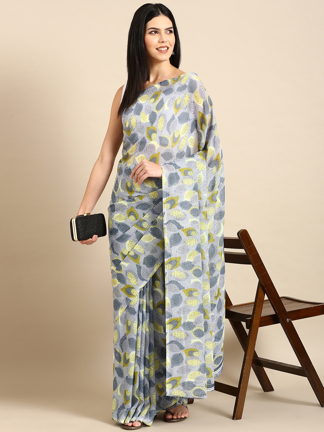 

HERE&NOW Floral Printed Pure Georgette Saree, Grey
