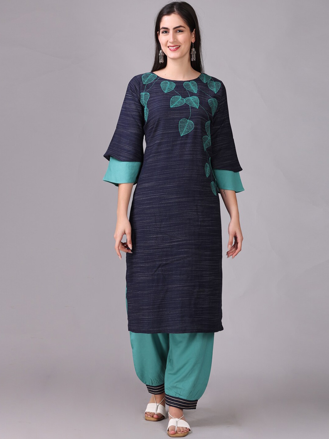 

Elthia Floral Embroidered Bell Sleeves Kurta with Salwar, Navy blue