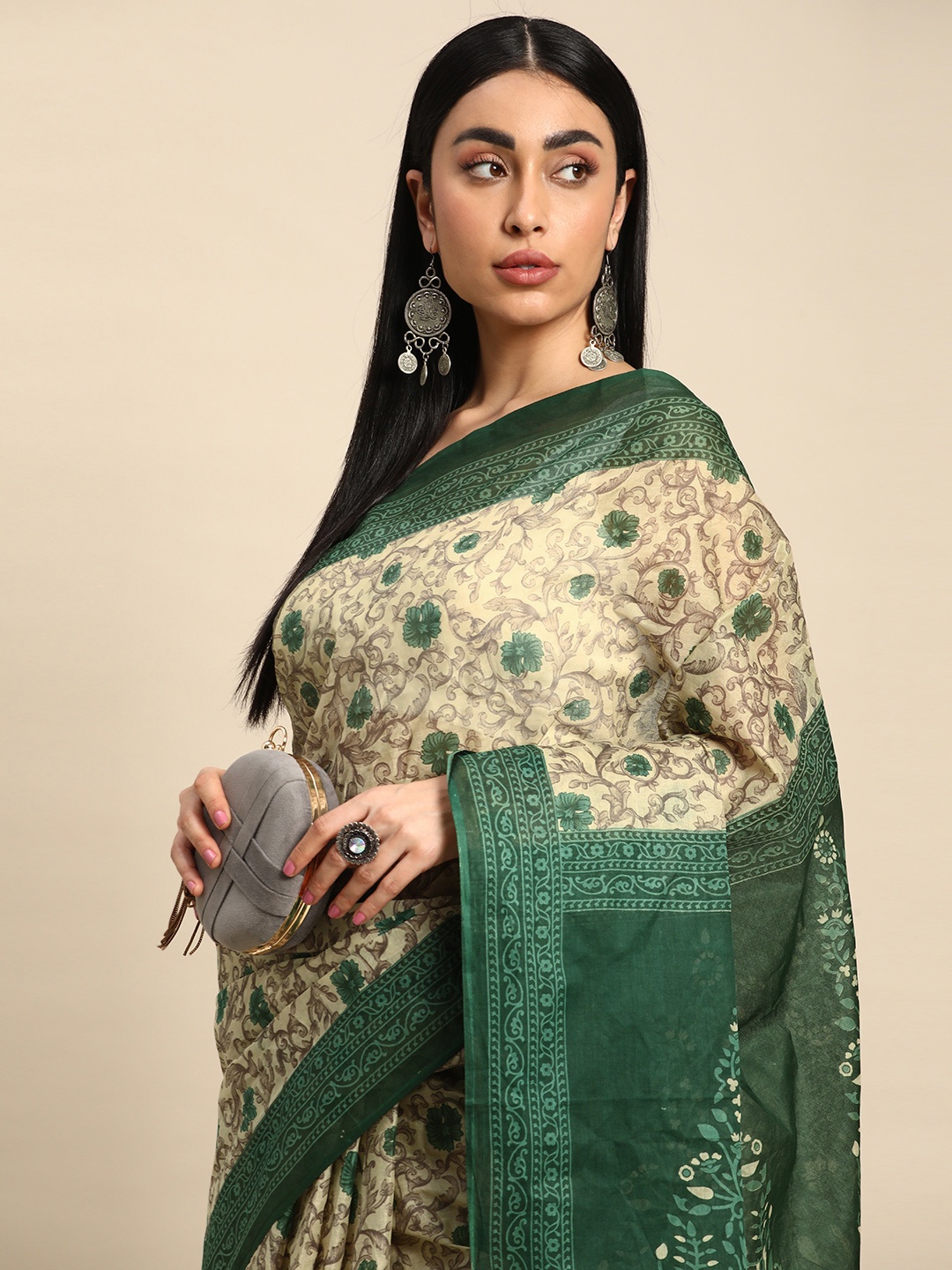 

SHANVIKA Floral Printed Pure Cotton Block Print Saree, Beige