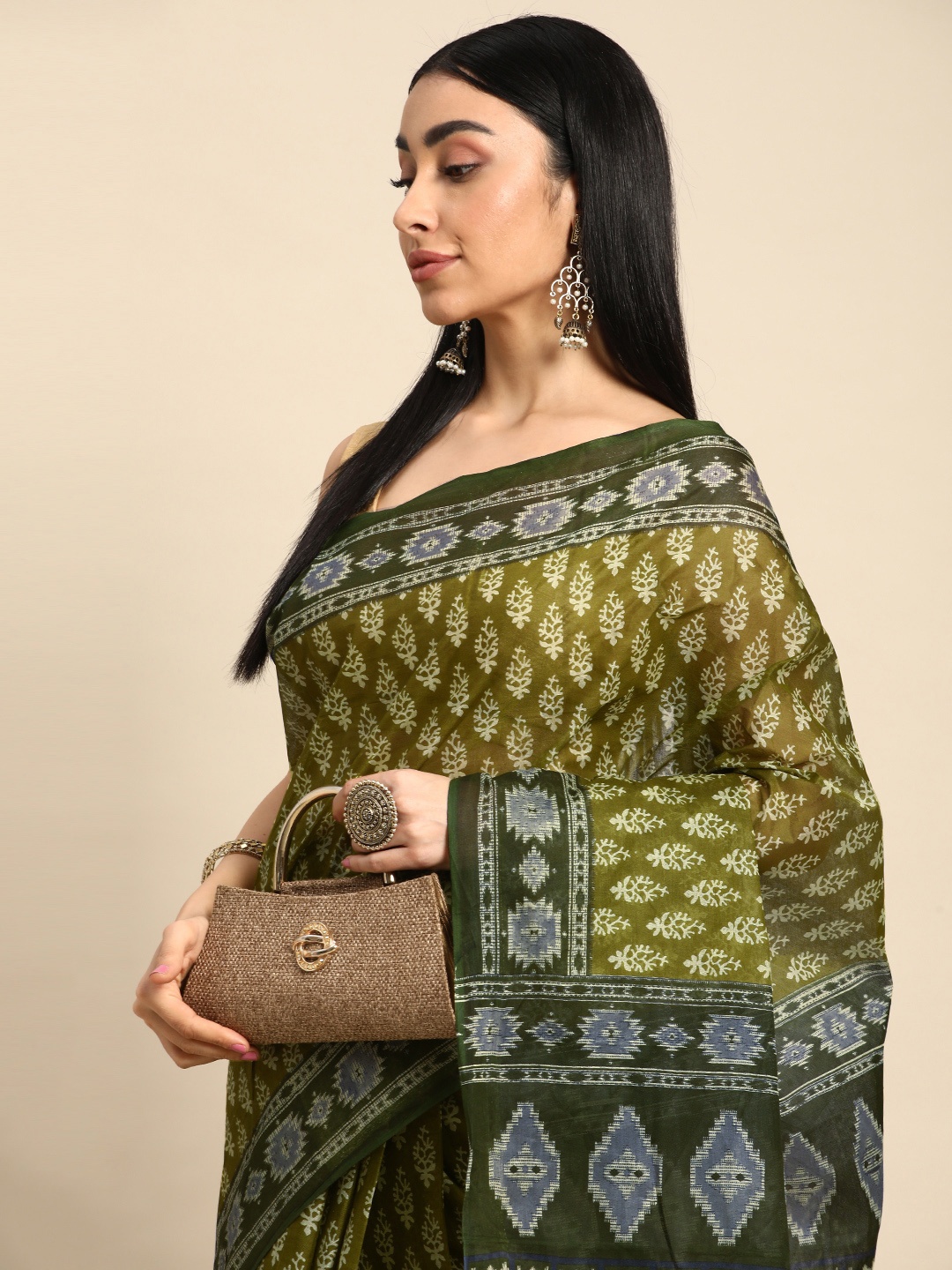 

SHANVIKA Ethnic Motifs Printed Pure Cotton Block Print Saree, Green